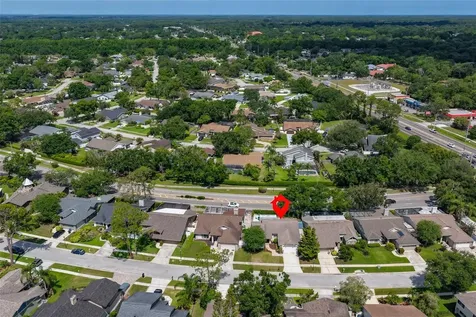 14651 Village Glen Circle Tampa FL 33618