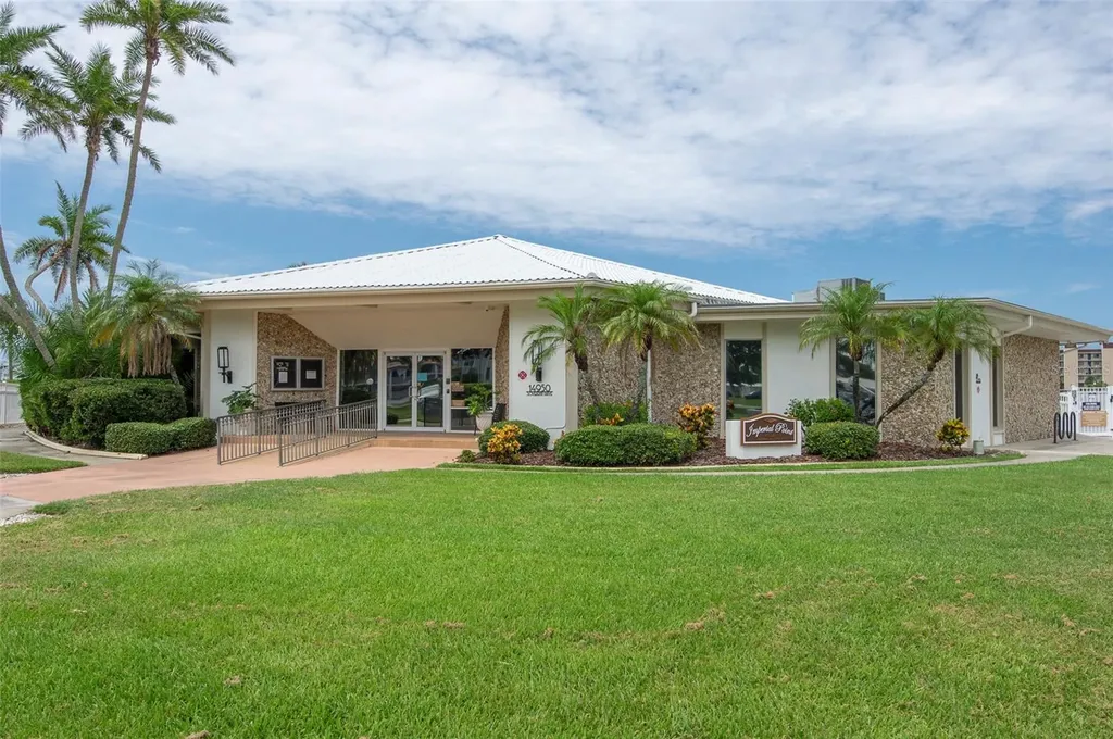 10152 Regal Drive Largo FL 33774