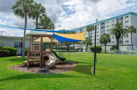 10152 Regal Drive Largo FL 33774