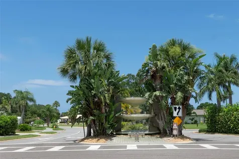 10152 Regal Drive Largo FL 33774