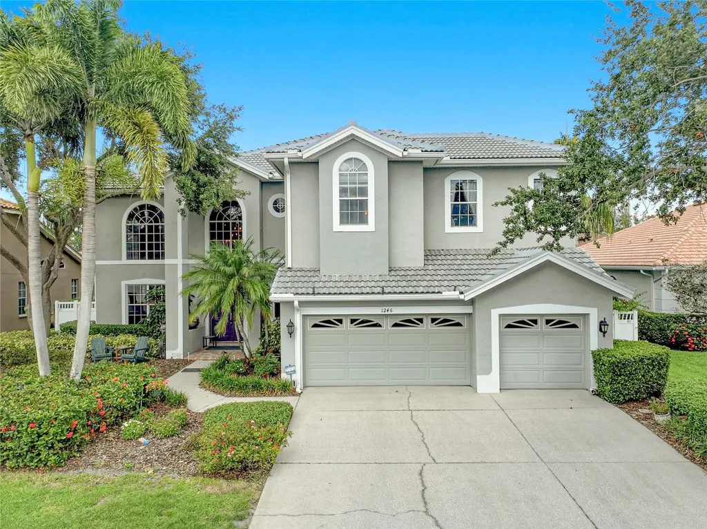 1246 Darlington Oak Circle NE St Petersburg FL 33703