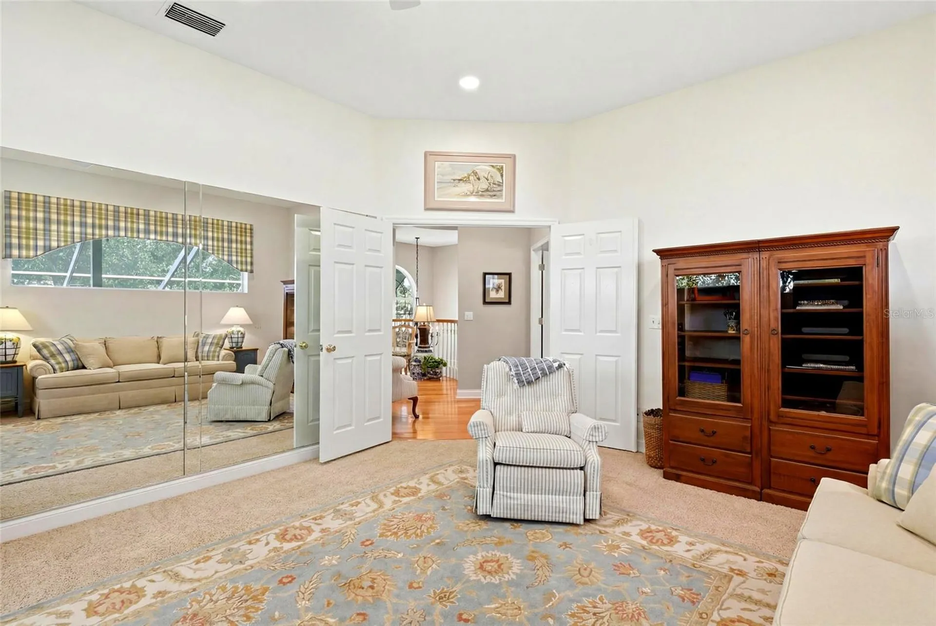 1246 Darlington Oak Circle NE St Petersburg FL 33703