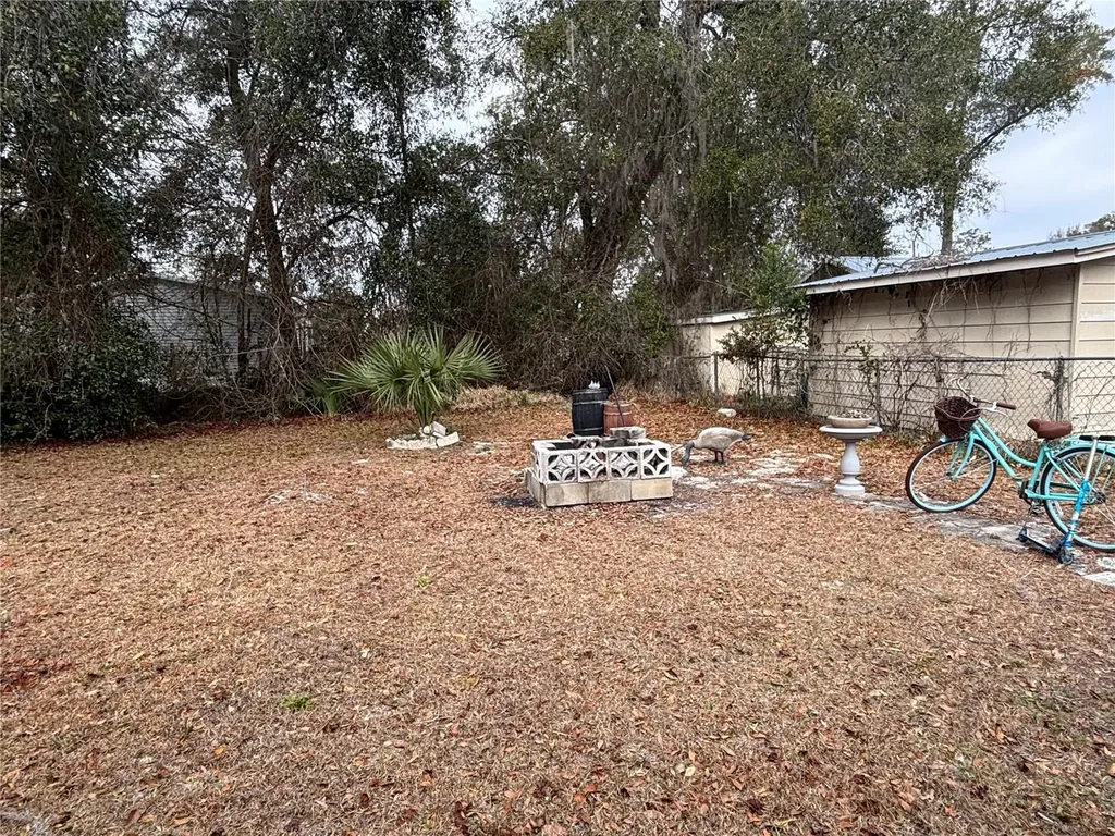 2420 SE 175th Terrace Silver Springs FL 34488