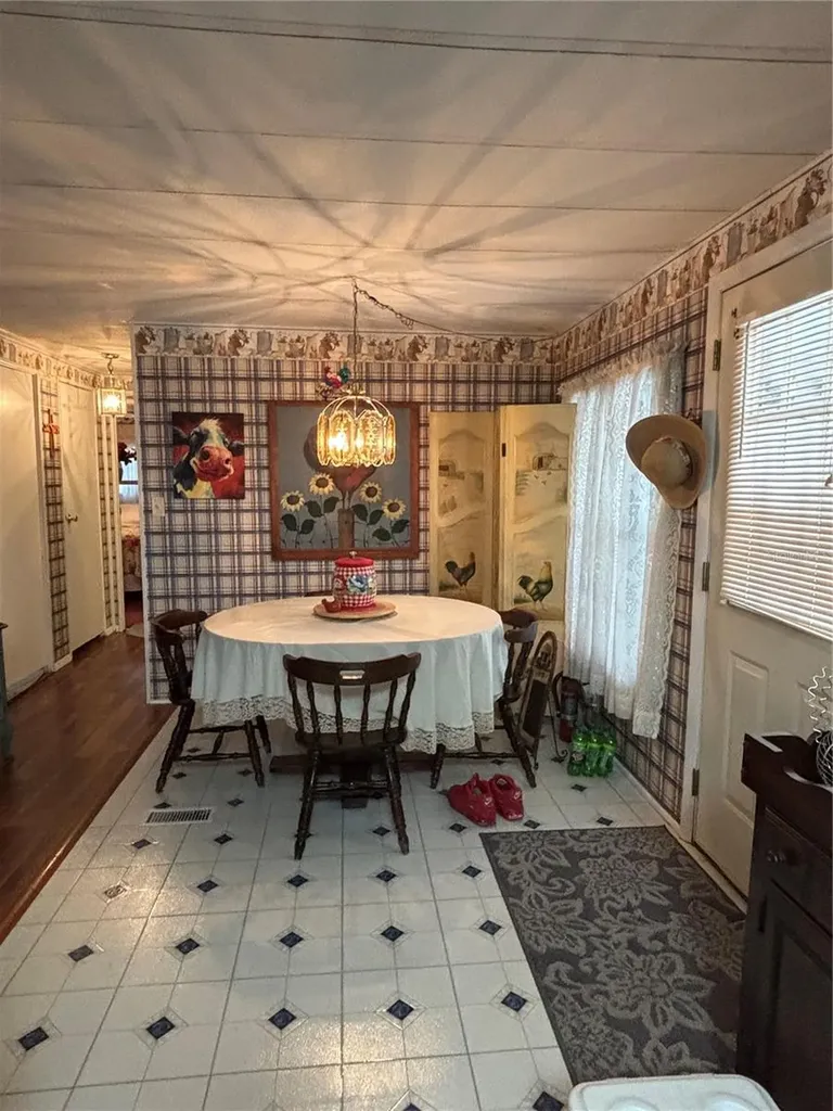 2420 SE 175th Terrace Silver Springs FL 34488