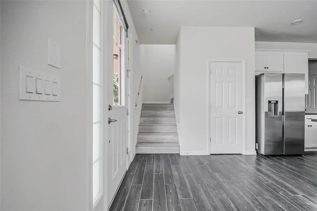 9586 Poplar Ridge Avenue Orlando FL 32832