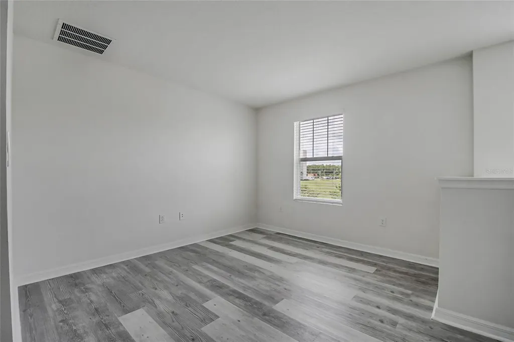 9586 Poplar Ridge Avenue Orlando FL 32832