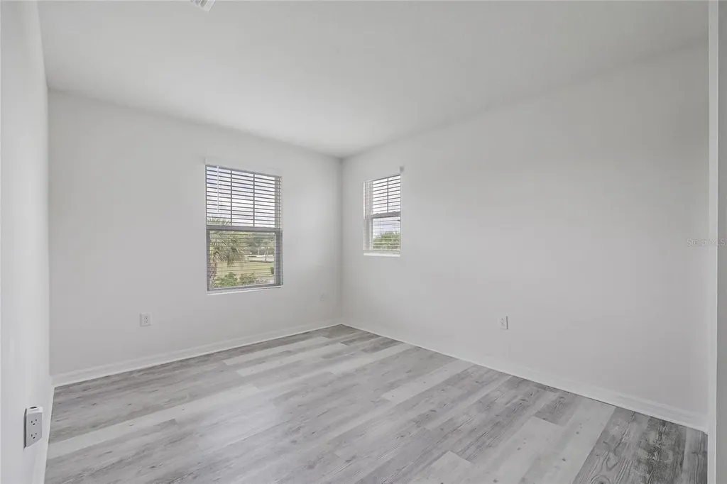 9586 Poplar Ridge Avenue Orlando FL 32832