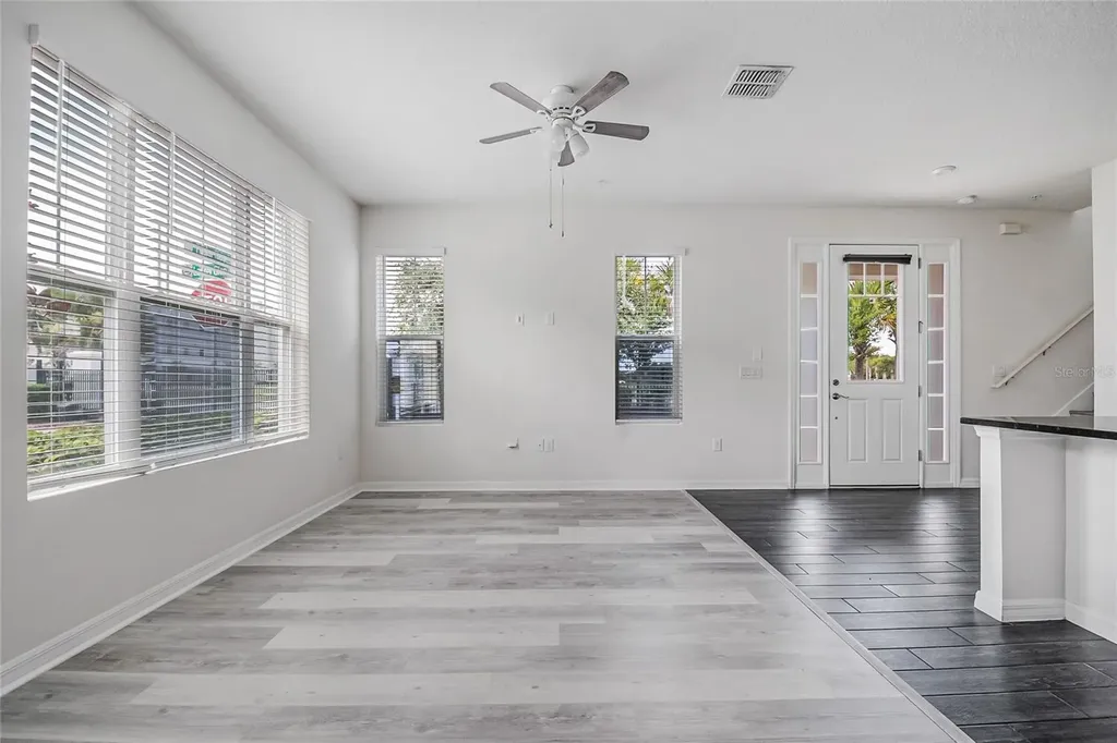 9586 Poplar Ridge Avenue Orlando FL 32832