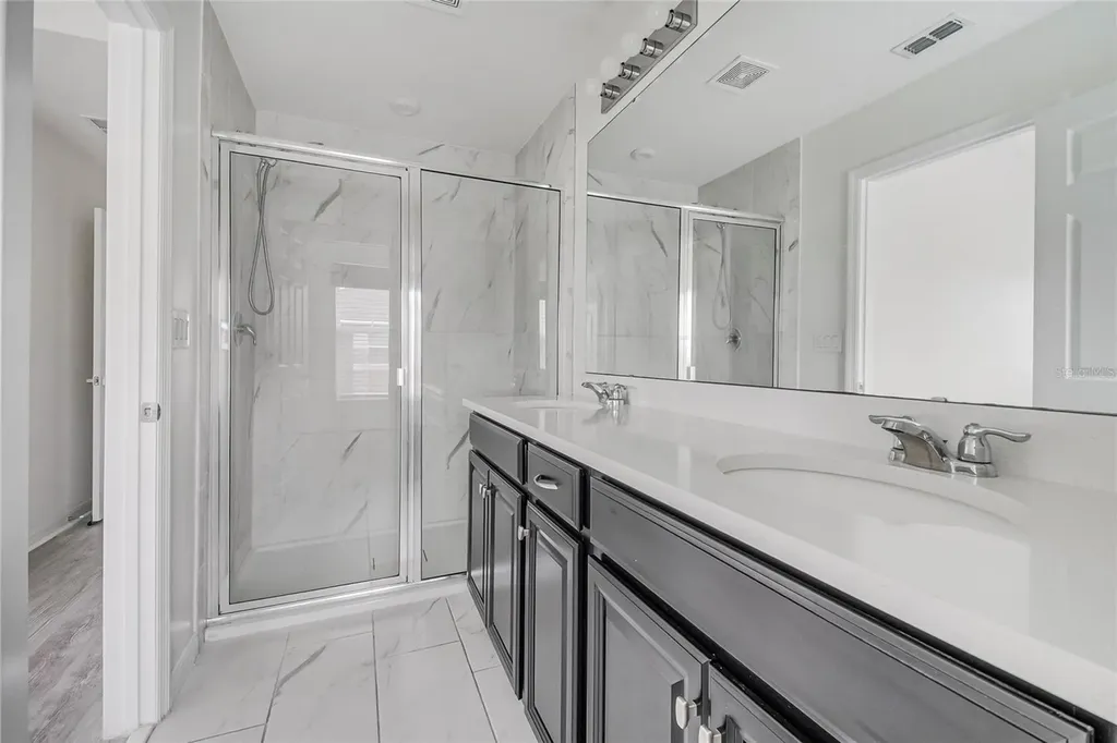 9586 Poplar Ridge Avenue Orlando FL 32832