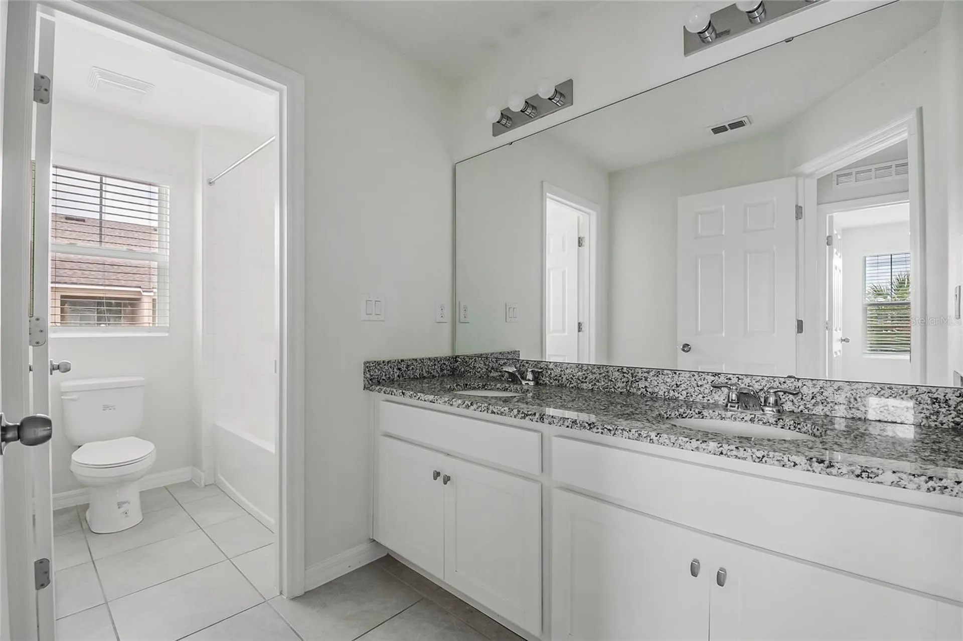 9586 Poplar Ridge Avenue Orlando FL 32832