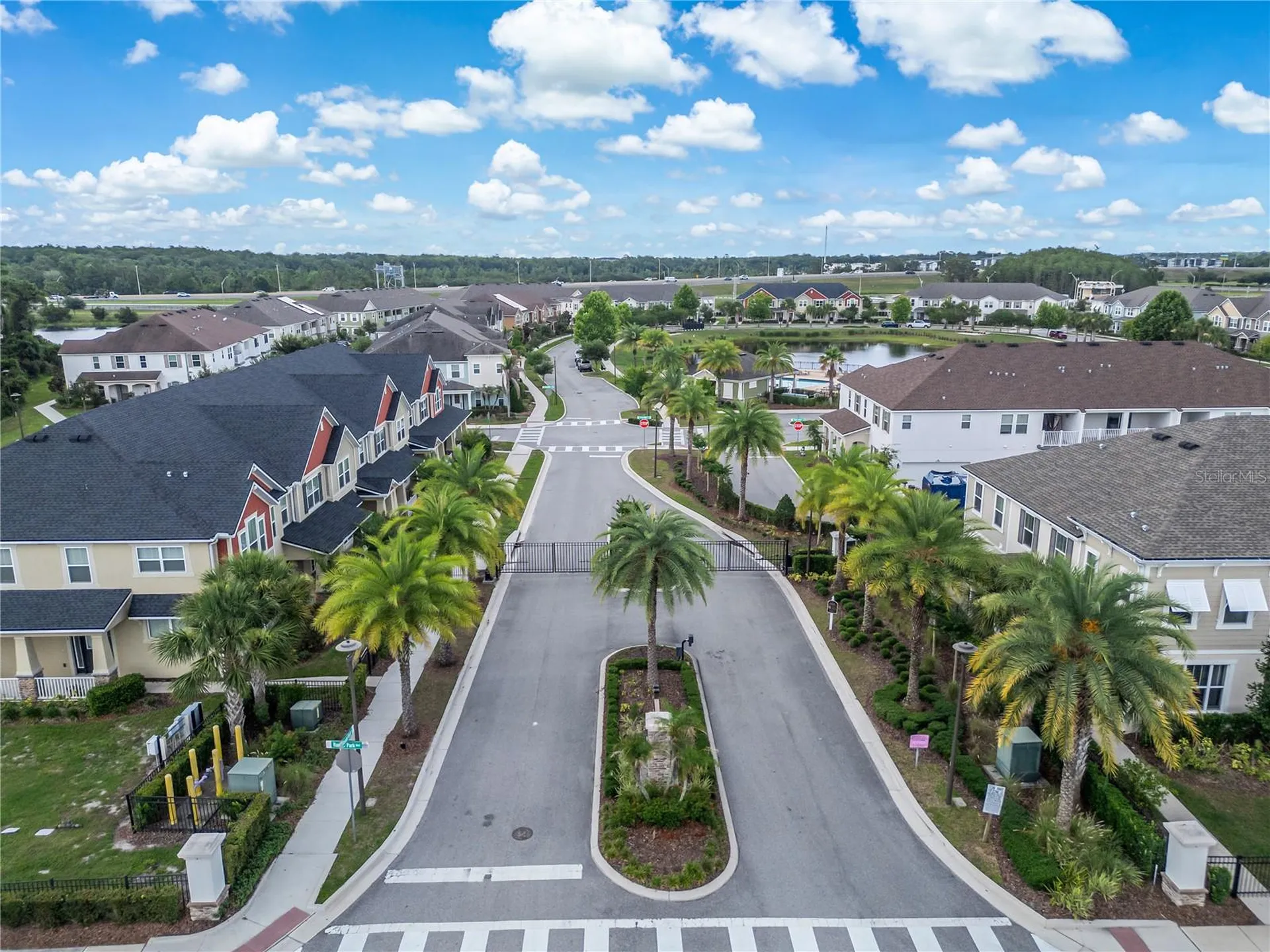 9586 Poplar Ridge Avenue Orlando FL 32832