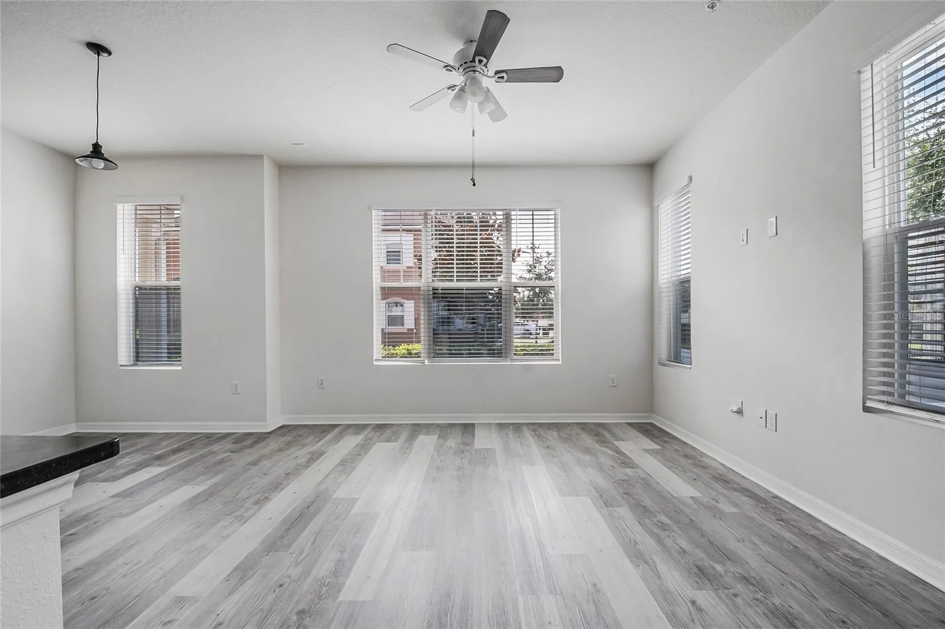 9586 Poplar Ridge Avenue Orlando FL 32832