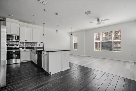 9586 Poplar Ridge Avenue Orlando FL 32832