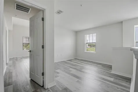 9586 Poplar Ridge Avenue Orlando FL 32832