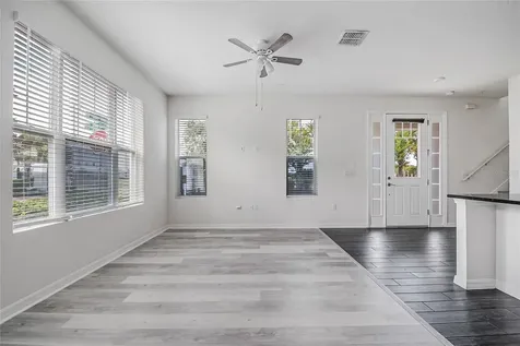 9586 Poplar Ridge Avenue Orlando FL 32832