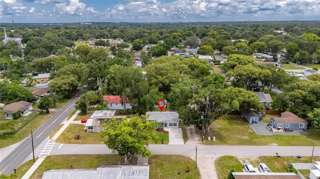 38745 2nd Avenue Zephyrhills FL 33542