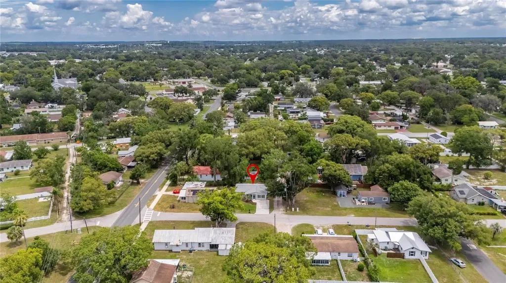 38745 2nd Avenue Zephyrhills FL 33542