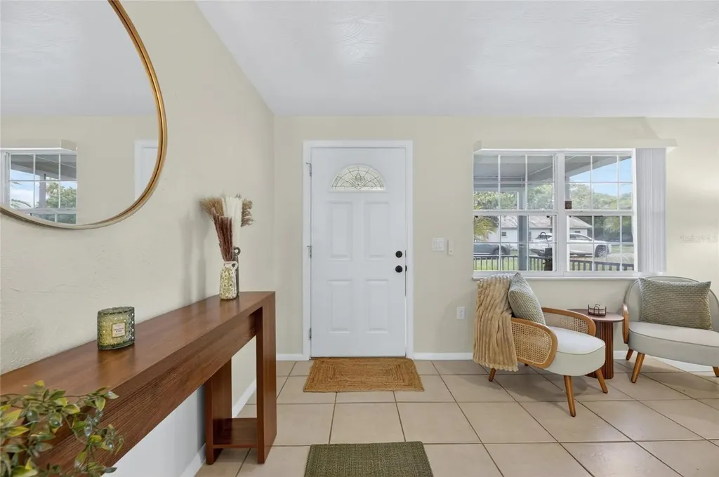 38745 2nd Avenue Zephyrhills FL 33542
