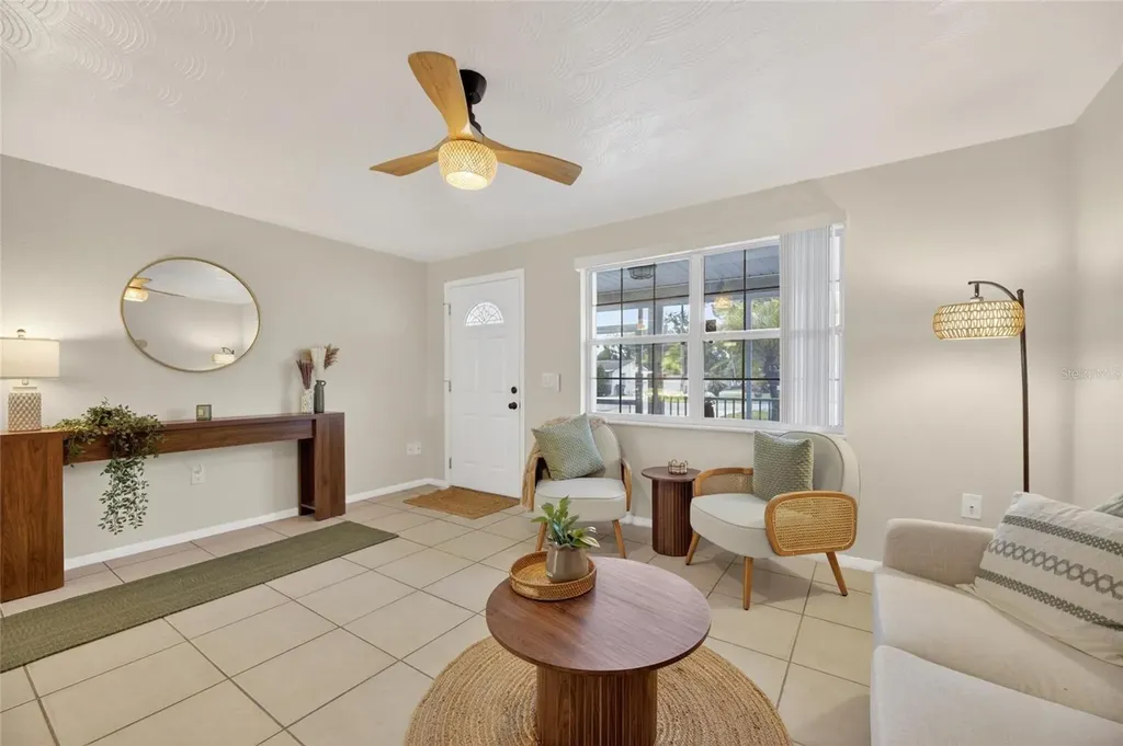 38745 2nd Avenue Zephyrhills FL 33542