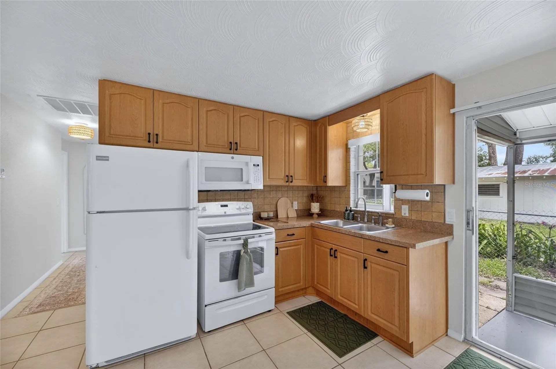 38745 2nd Avenue Zephyrhills FL 33542