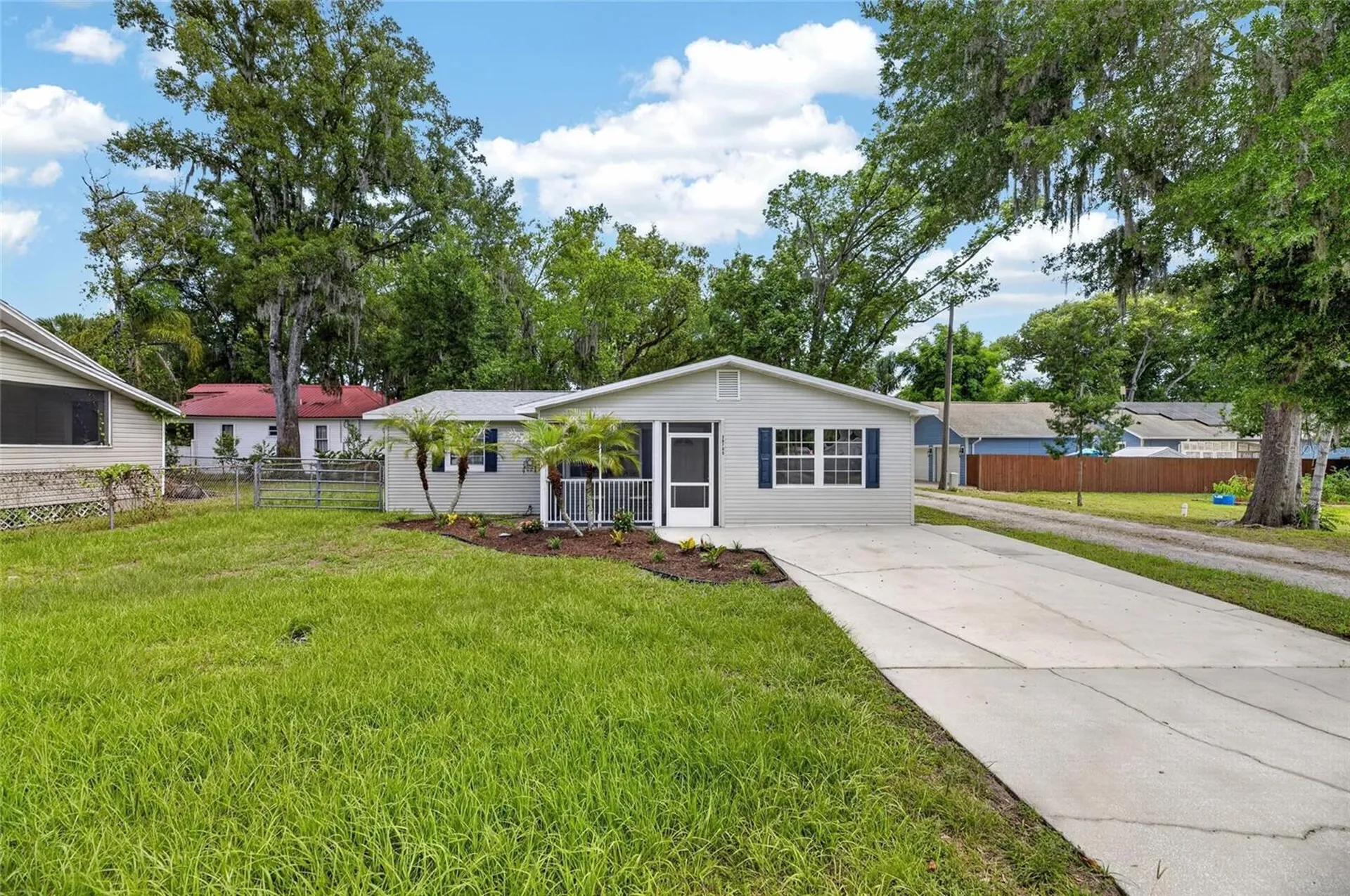 38745 2nd Avenue Zephyrhills FL 33542