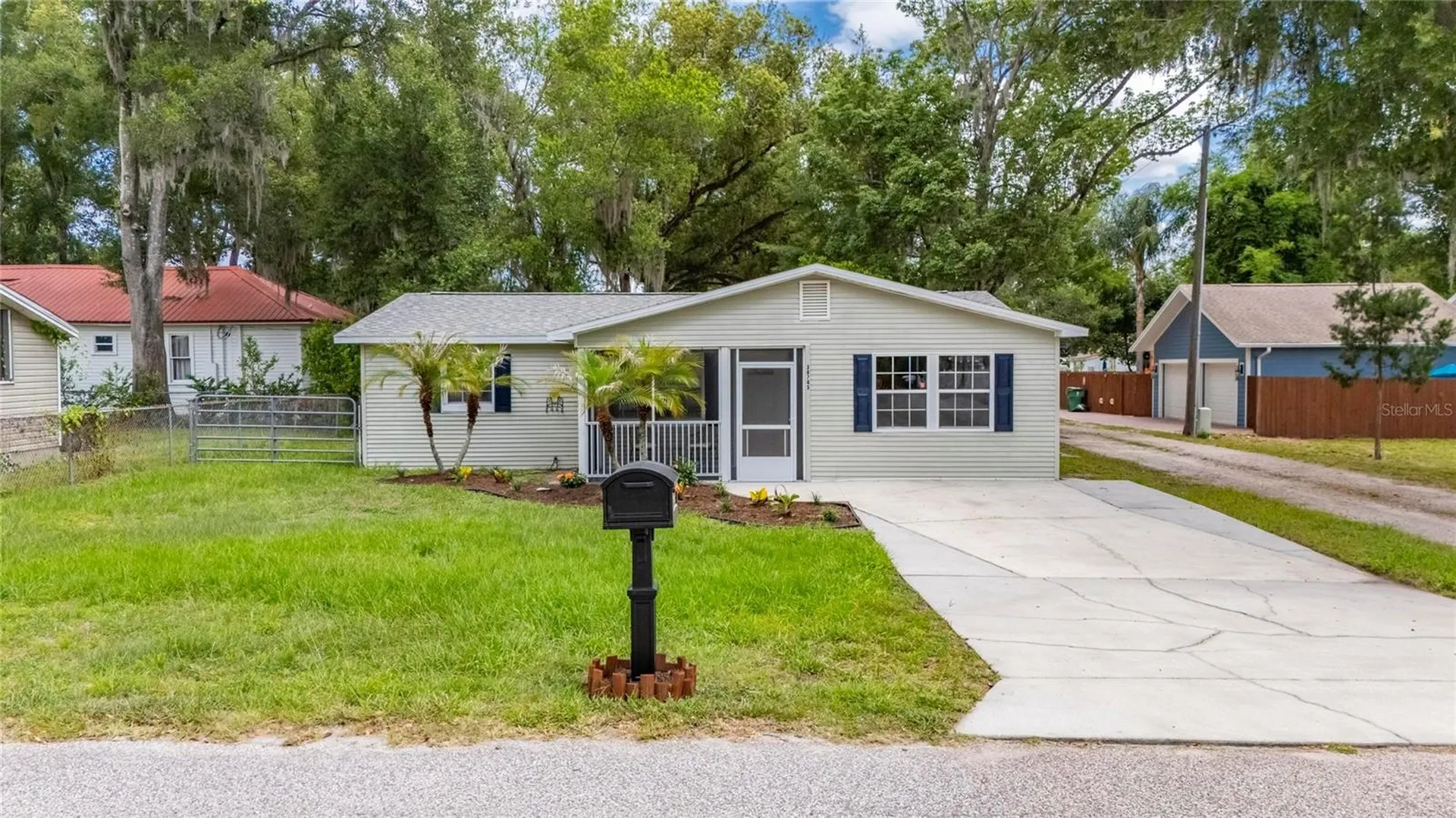 38745 2nd Avenue Zephyrhills FL 33542