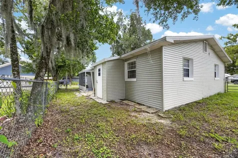 38745 2nd Avenue Zephyrhills FL 33542
