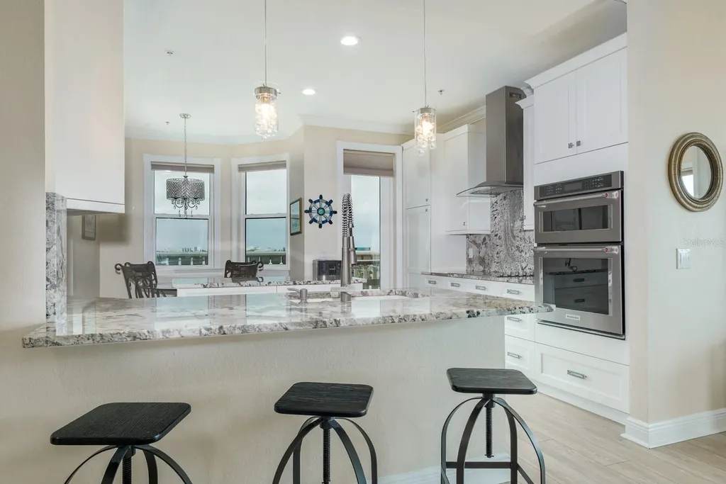 10133 Gulf Boulevard St Petersburg FL 33706