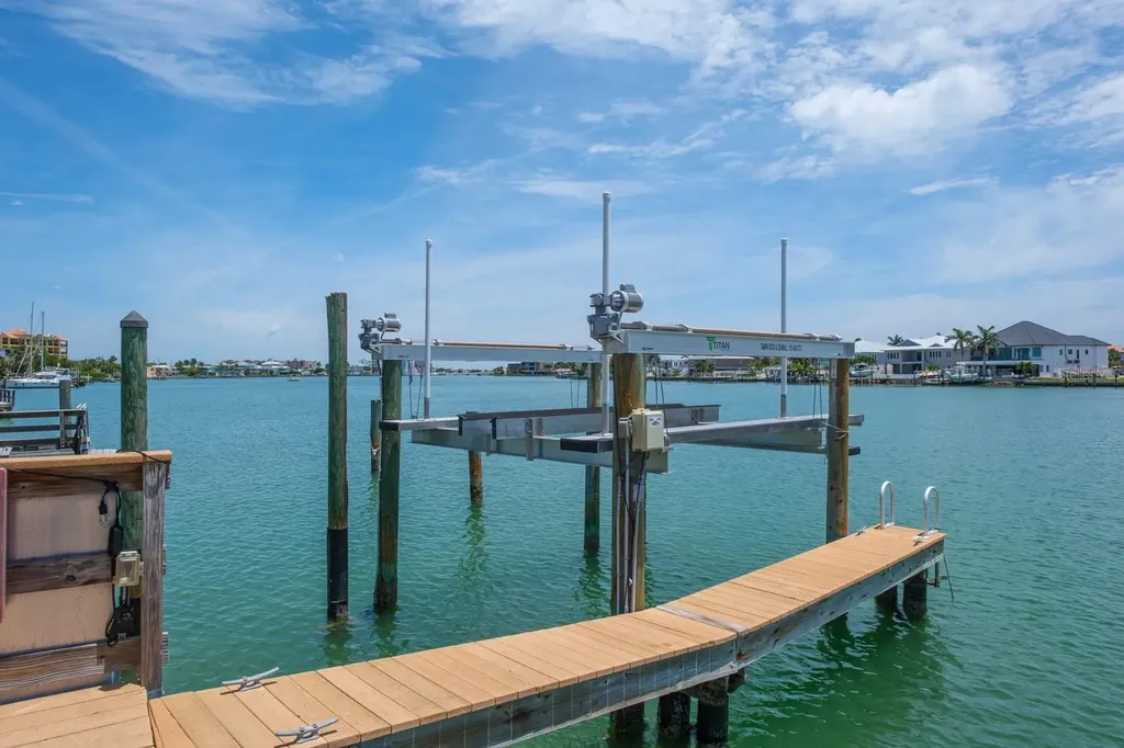 10133 Gulf Boulevard St Petersburg FL 33706