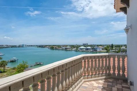 10133 Gulf Boulevard St Petersburg FL 33706