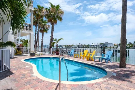 10133 Gulf Boulevard St Petersburg FL 33706
