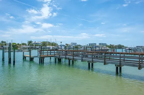 10133 Gulf Boulevard St Petersburg FL 33706