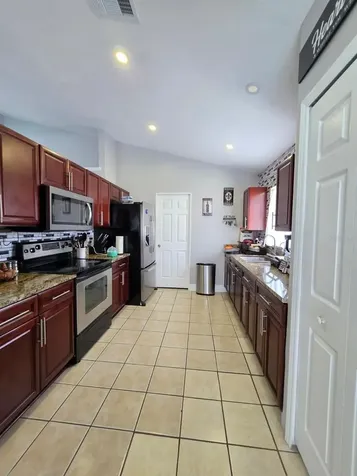 763 Country Woods Circle Kissimmee FL 34744