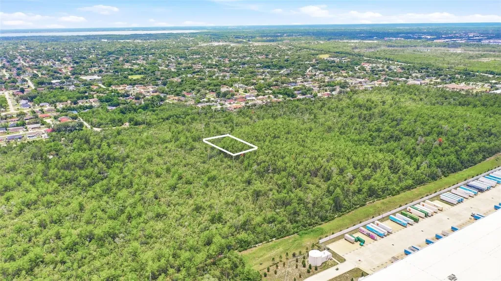 Edgemont (paper) Avenue Deltona FL 32725
