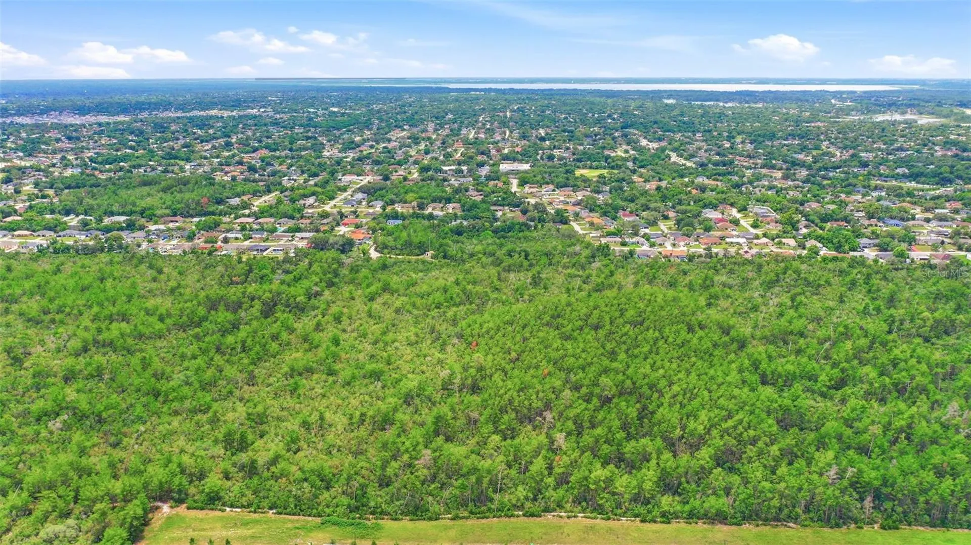 Edgemont (paper) Avenue Deltona FL 32725
