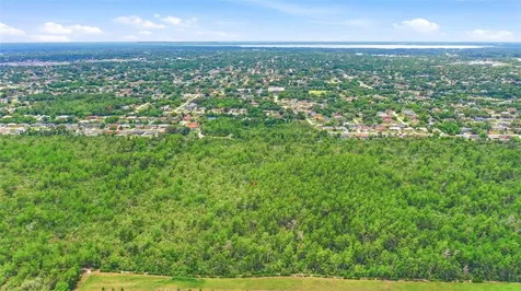 Edgemont (paper) Avenue Deltona FL 32725