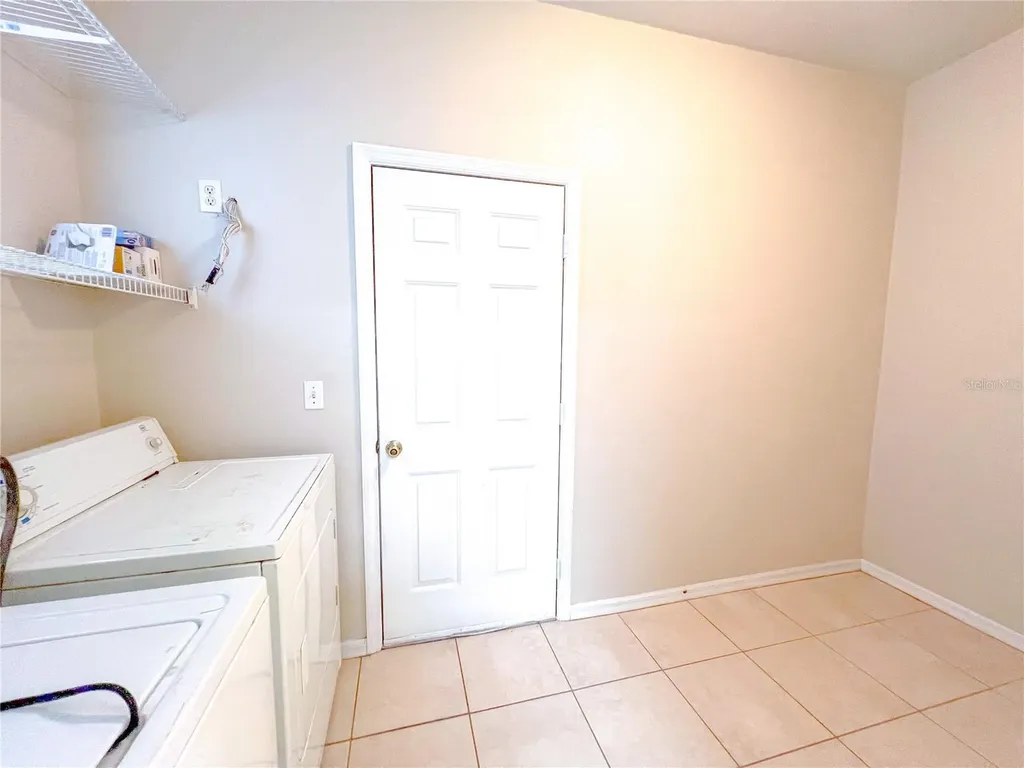 4332 NW 34th Drive Gainesville FL 32605