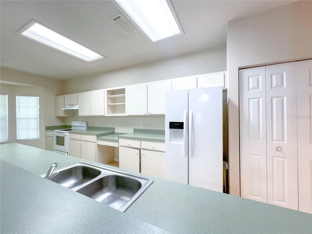 4332 NW 34th Drive Gainesville FL 32605