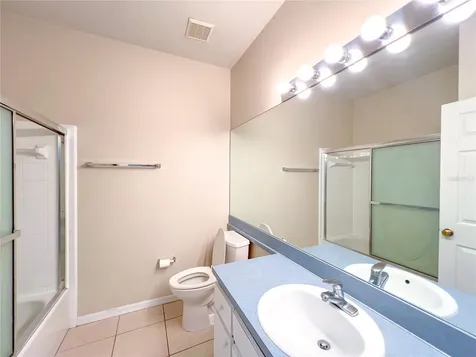 4332 NW 34th Drive Gainesville FL 32605