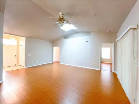 4332 NW 34th Drive Gainesville FL 32605
