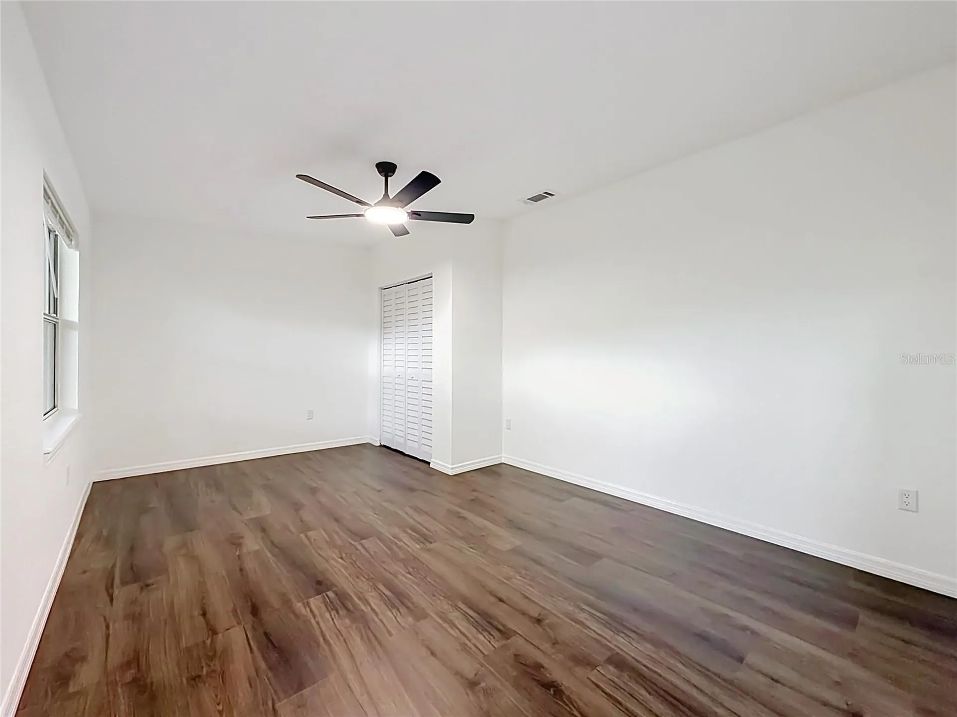 458 Weathersfield Avenue Altamonte Springs FL 32714