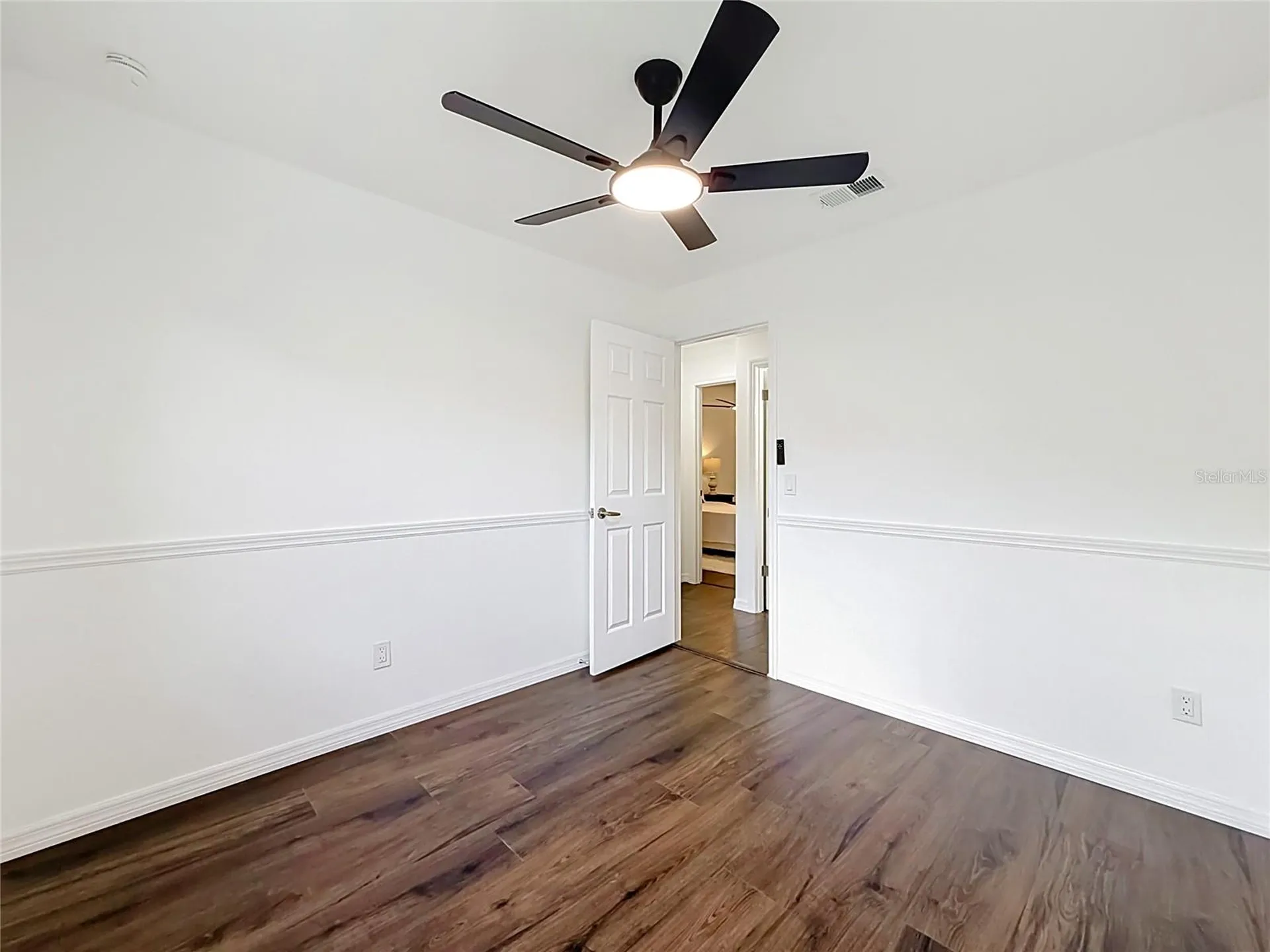 458 Weathersfield Avenue Altamonte Springs FL 32714
