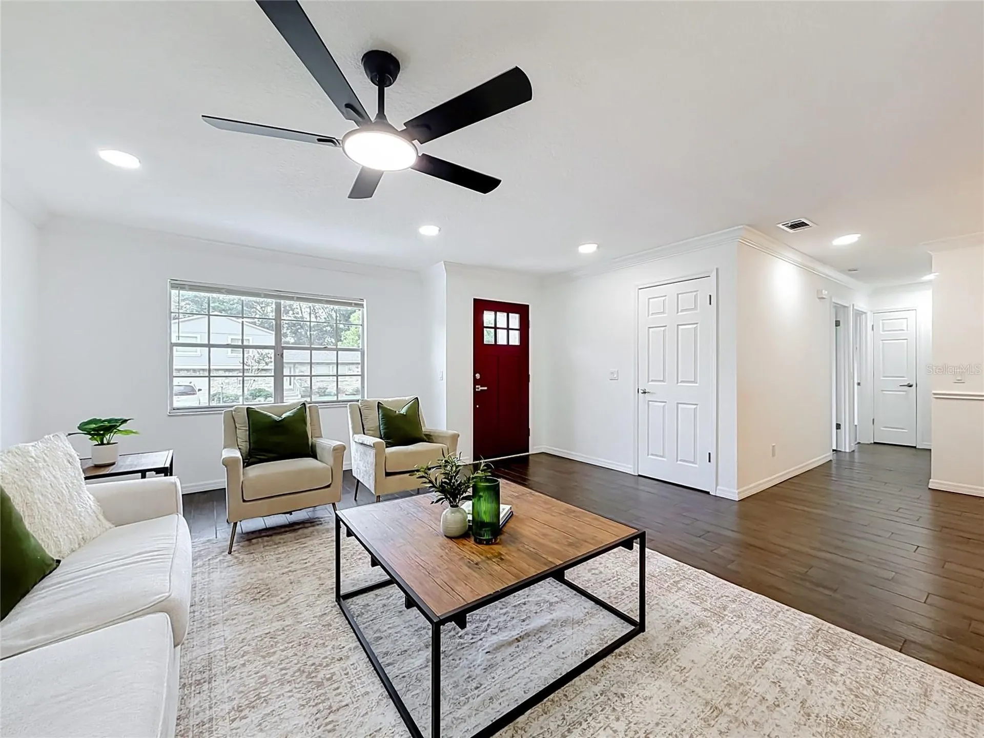 458 Weathersfield Avenue Altamonte Springs FL 32714
