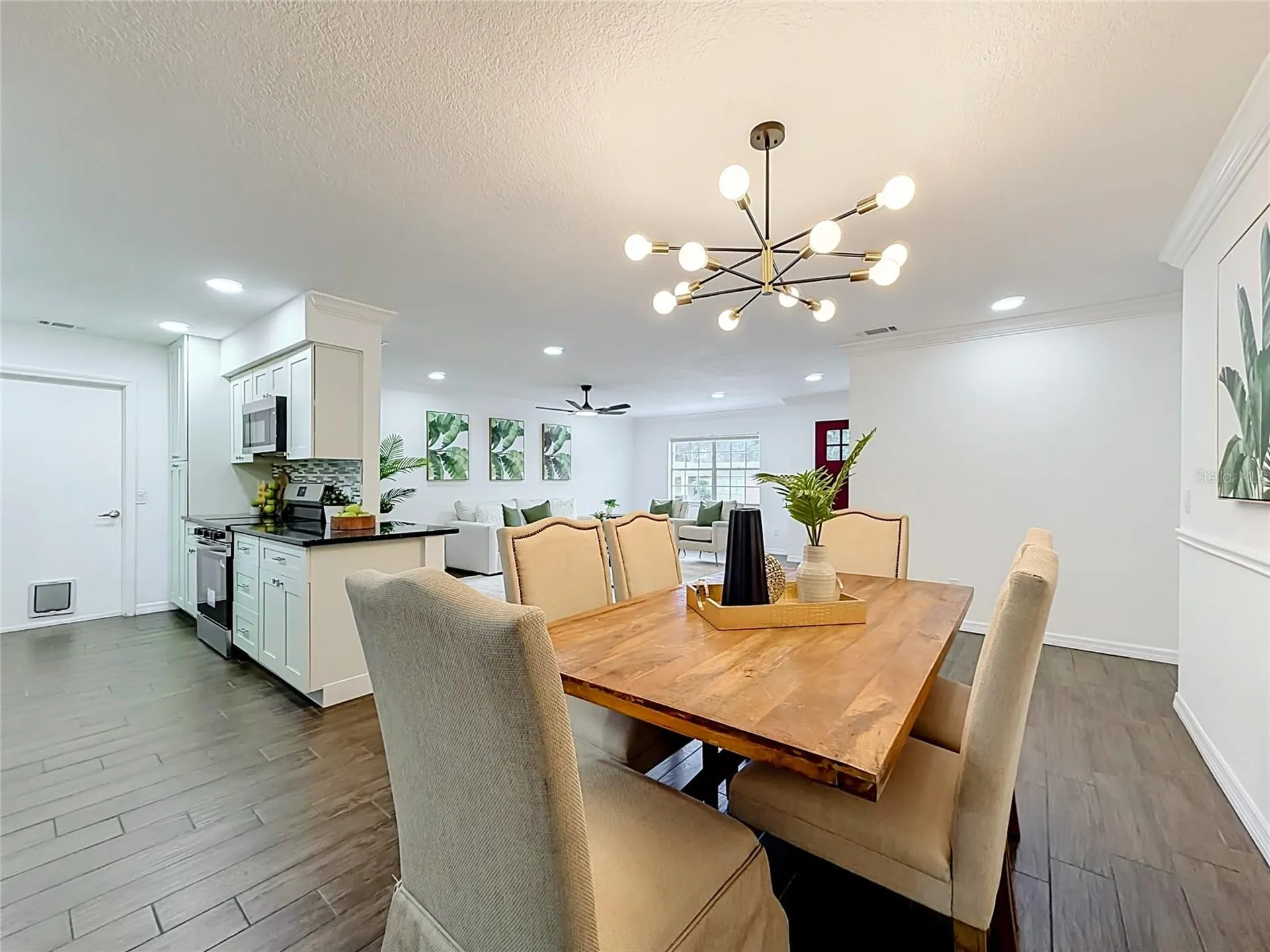 458 Weathersfield Avenue Altamonte Springs FL 32714