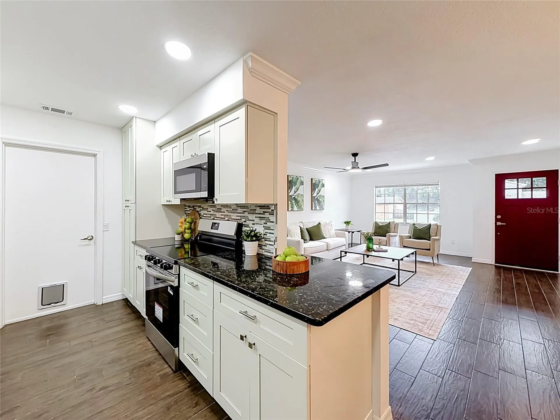 458 Weathersfield Avenue Altamonte Springs FL 32714