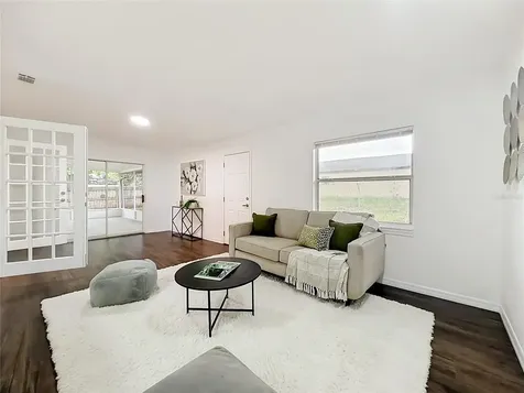 458 Weathersfield Avenue Altamonte Springs FL 32714