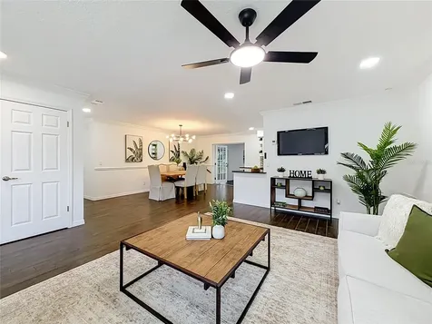 458 Weathersfield Avenue Altamonte Springs FL 32714