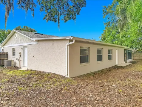 458 Weathersfield Avenue Altamonte Springs FL 32714