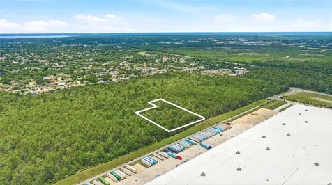 Amelia (paper) Avenue Deltona FL 32725