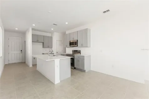 9116 Wildlight Trail Wildwood FL 34785
